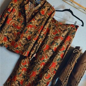 Vintage Paisley Print Two-Piece Skirt Set | Made in the USA (M)